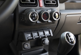 Suzuki-All-New-Jimny-22.jpg